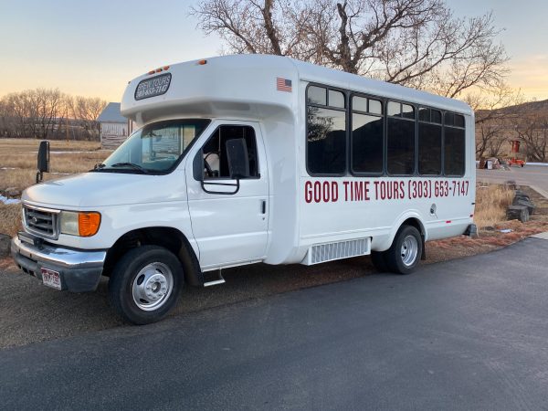 newnewbus1-scaled-600x450